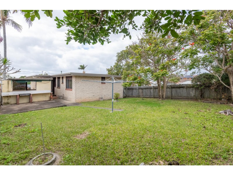 40 Blue Gum Avenue, Sandy Beach NSW 2456