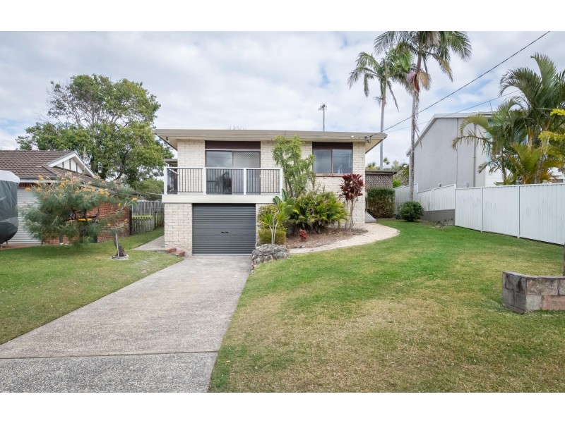 40 Blue Gum Avenue, Sandy Beach NSW 2456