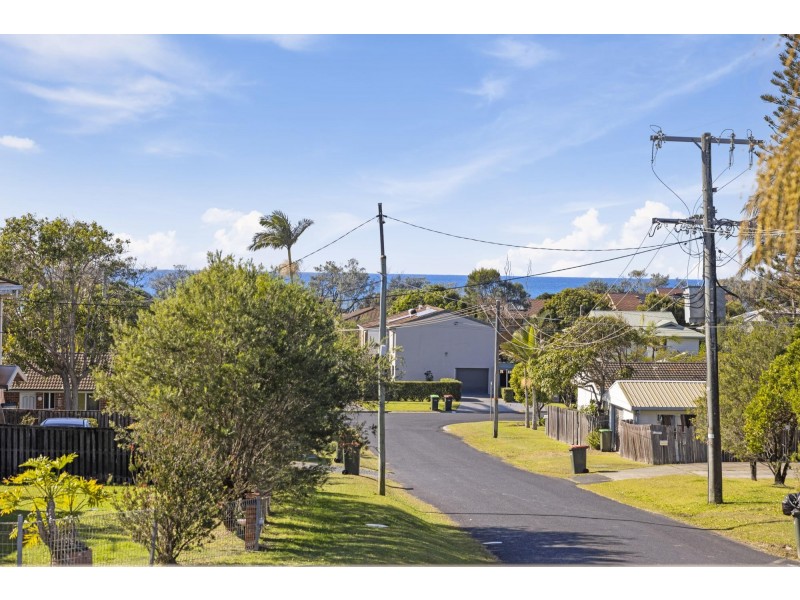 48 Ironbark Avenue, Sandy Beach NSW 2456