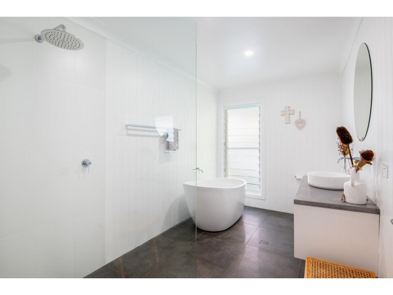 22 Pine Crescent, Sandy Beach NSW 2456