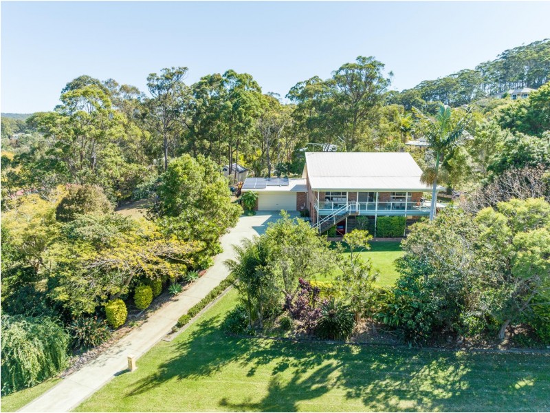 1 Jade Close, Emerald Beach NSW 2456