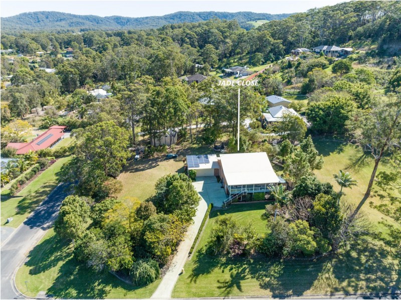 1 Jade Close, Emerald Beach NSW 2456