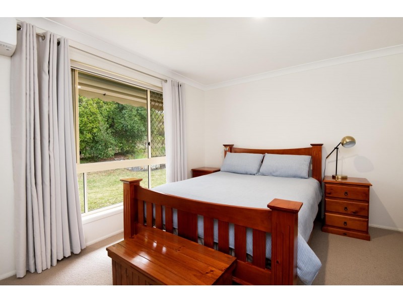 1 Jade Close, Emerald Beach NSW 2456