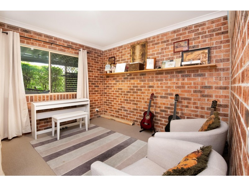 1 Jade Close, Emerald Beach NSW 2456