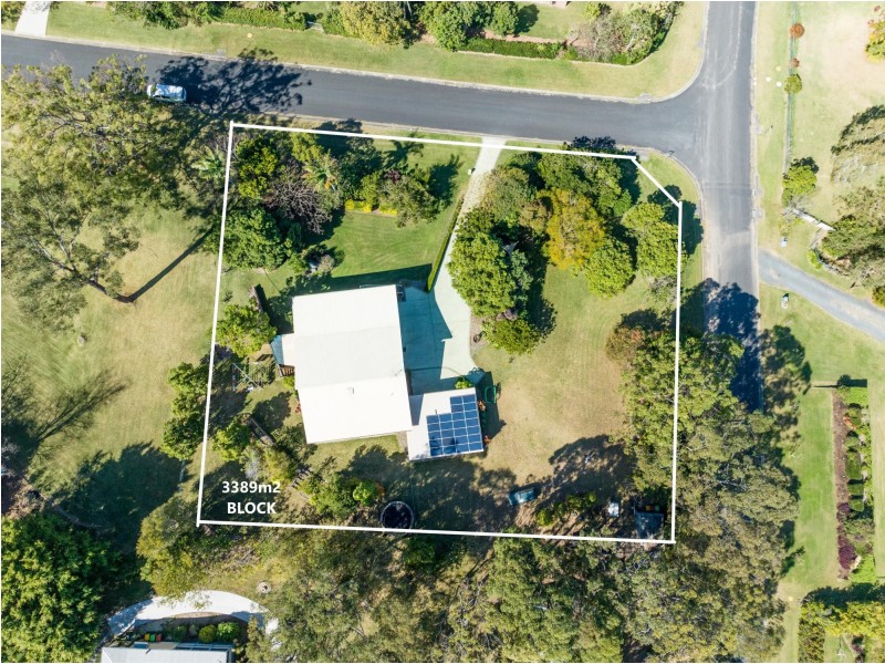 1 Jade Close, Emerald Beach NSW 2456