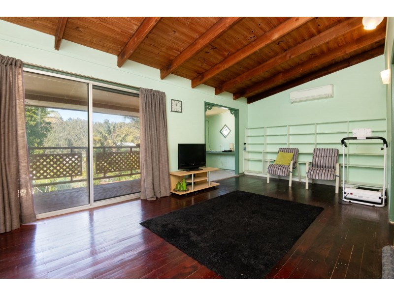 32 Redbox Crescent, Sandy Beach NSW 2456