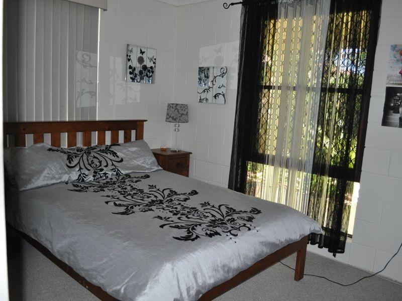 33 Pine Crescent, Sandy Beach NSW 2456