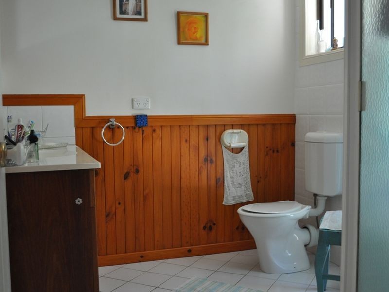 33 Pine Crescent, Sandy Beach NSW 2456