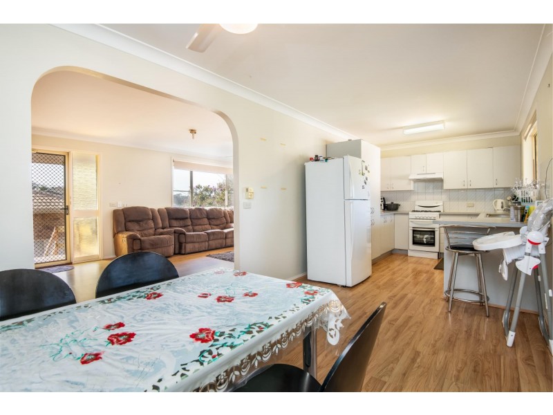 2/7 McPhee Close, Woolgoolga NSW 2456