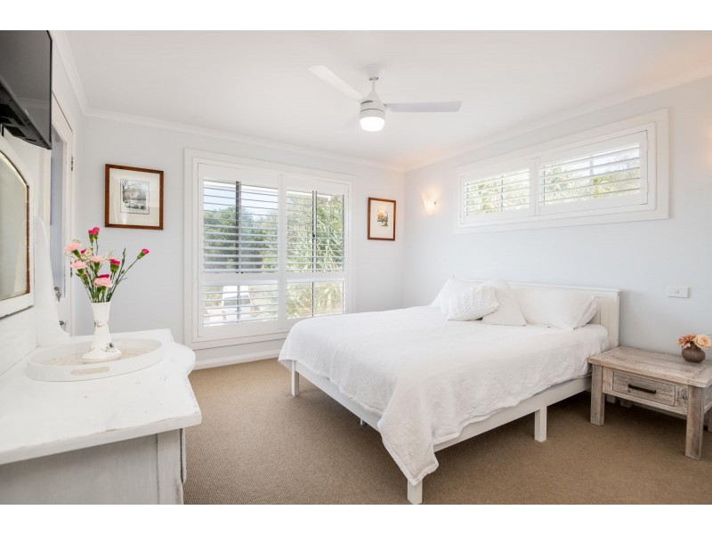 114 Sandys Beach Drive, Sandy Beach NSW 2456