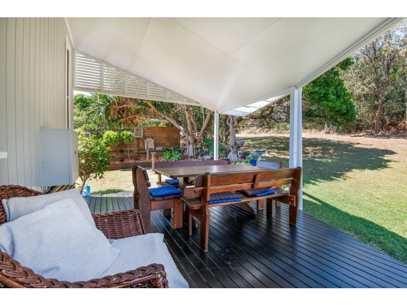 114 Sandys Beach Drive, Sandy Beach NSW 2456