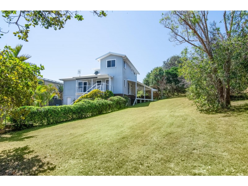 114 Sandys Beach Drive, Sandy Beach NSW 2456