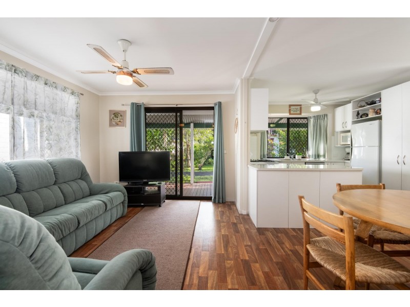 8 Rosella Lane, Arrawarra NSW 2456