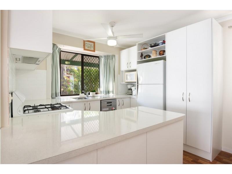 8 Rosella Lane, Arrawarra NSW 2456