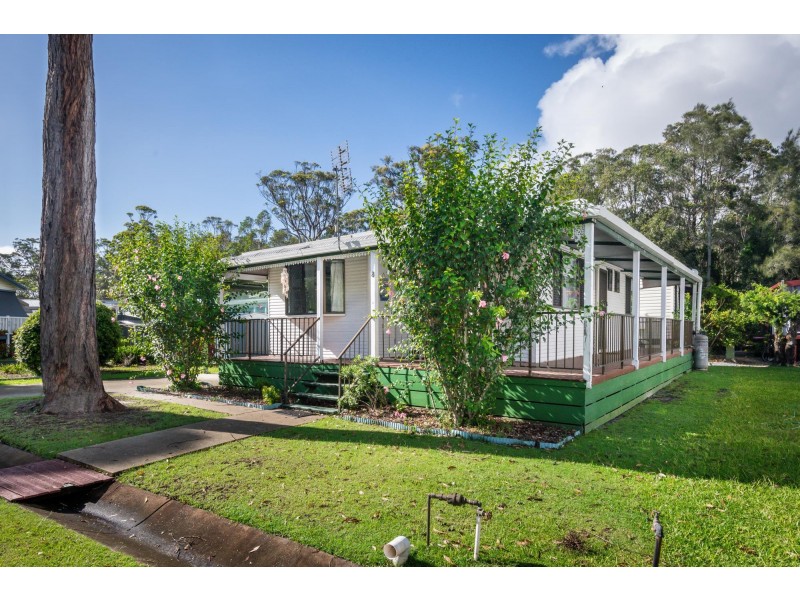 8 Rosella Lane, Arrawarra NSW 2456