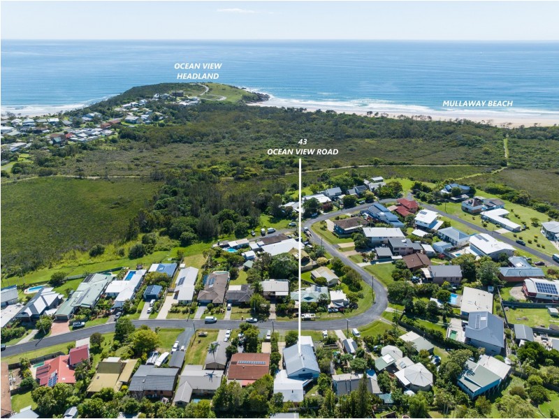 43 Ocean View Road, Arrawarra Headland NSW 2456