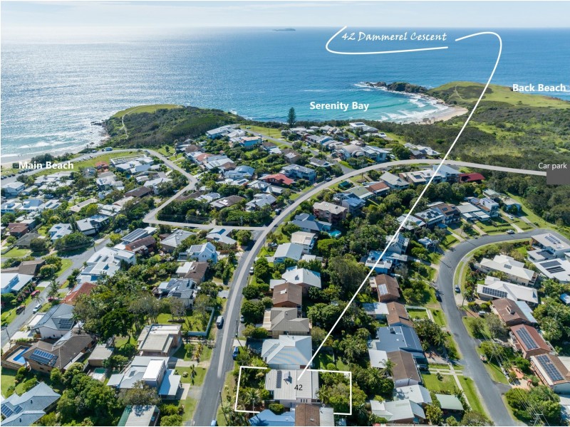 42 Dammerel Crescent, Emerald Beach NSW 2456