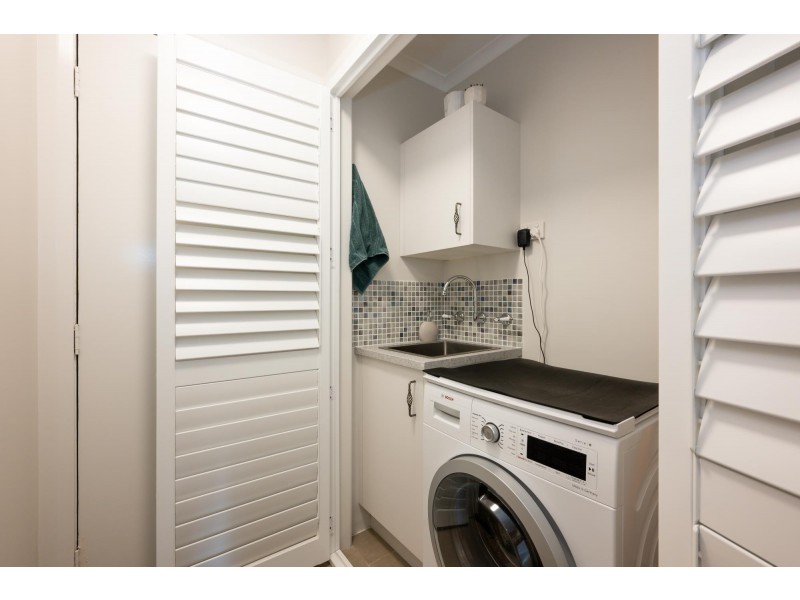 73/8 Hearnes Lake Road, Woolgoolga NSW 2456