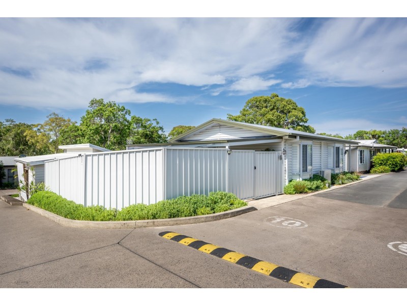 73/8 Hearnes Lake Road, Woolgoolga NSW 2456