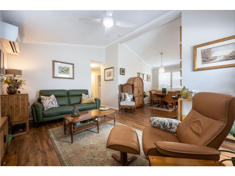 73/8 Hearnes Lake Road, Woolgoolga NSW 2456