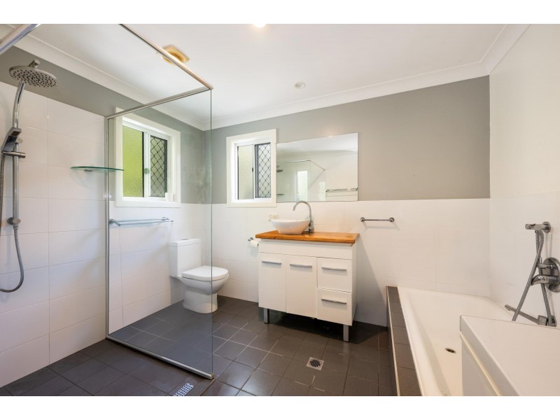 41 Ocean View Road, Arrawarra Headland NSW 2456