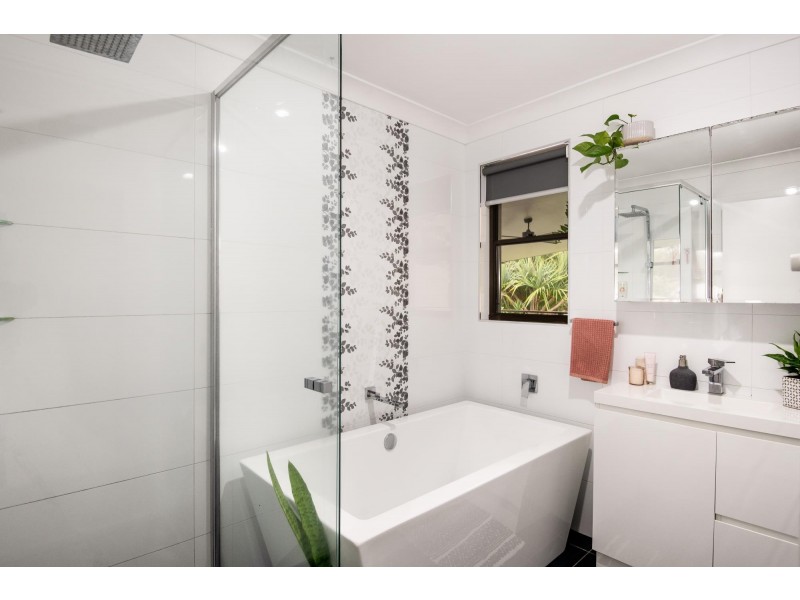 15 Lights Street, Emerald Beach NSW 2456