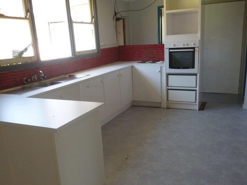 12 Beach Street, Woolgoolga NSW 2456