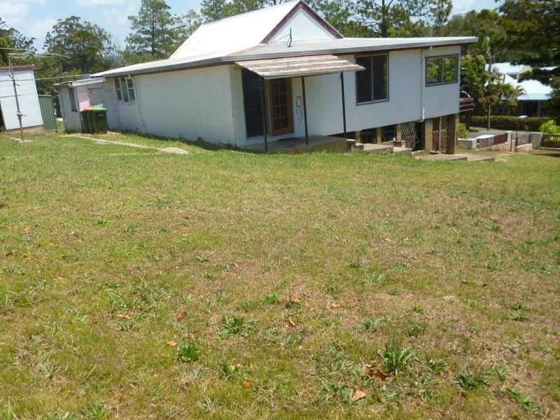 12 Beach Street, Woolgoolga NSW 2456