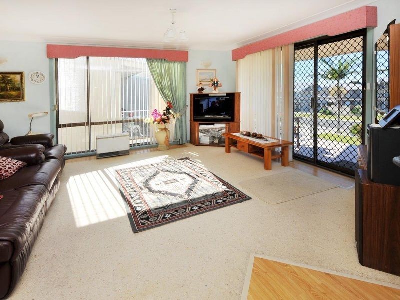 10 Fuller Street, Arrawarra Headland NSW 2456