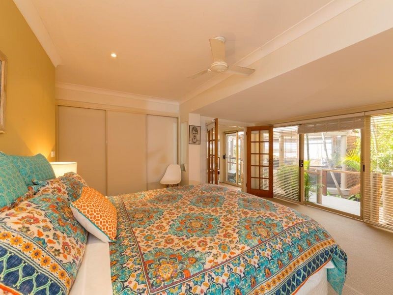 34 Ocean View Crescent, Emerald Beach NSW 2456