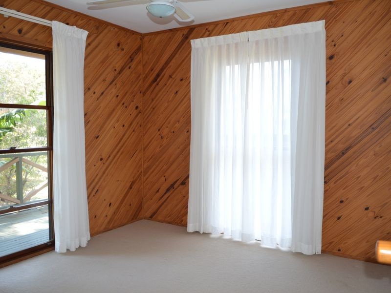 14 Young Street, Safety Beach NSW 2456