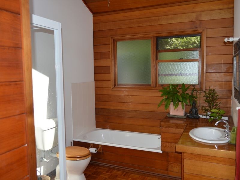 14 Young Street, Safety Beach NSW 2456