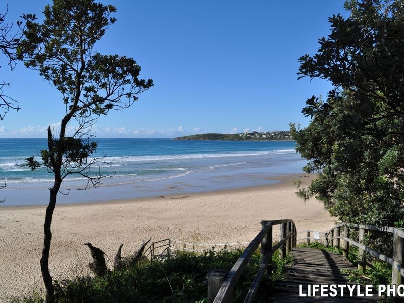 91 Outrigger Place, Safety Beach NSW 2456