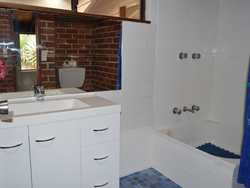 40 Diamond Head Drive, Sandy Beach NSW 2456