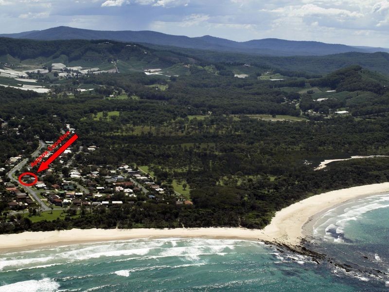 111 Diamond Head Drive, Sandy Beach NSW 2456