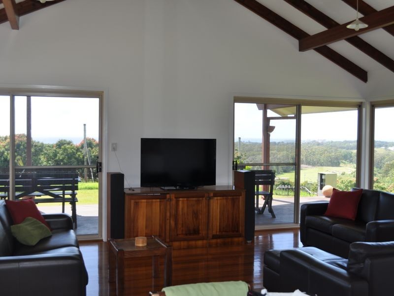 115 Wedding Bells Way, Woolgoolga NSW 2456