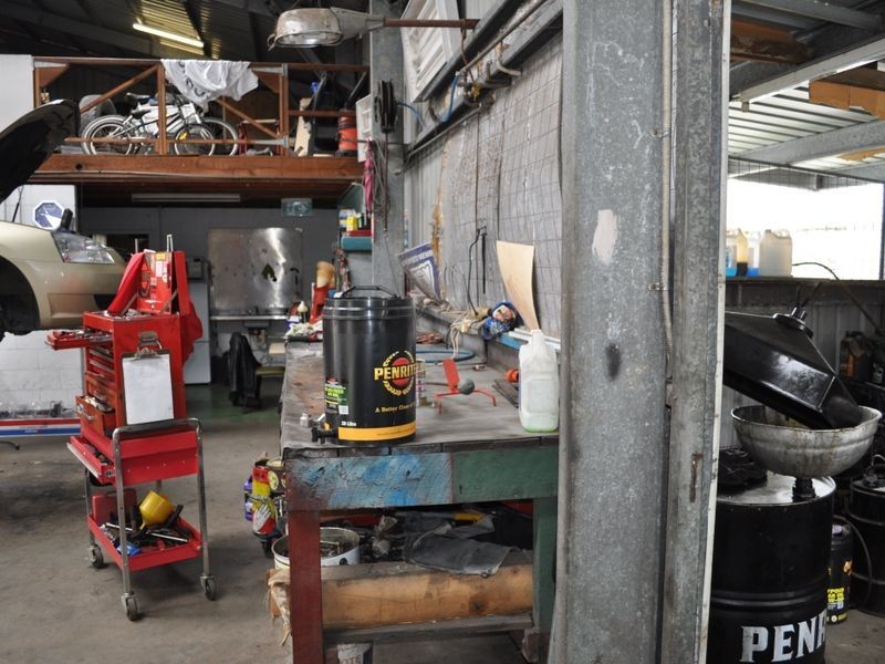 7 Hawke Drive, Woolgoolga NSW 2456