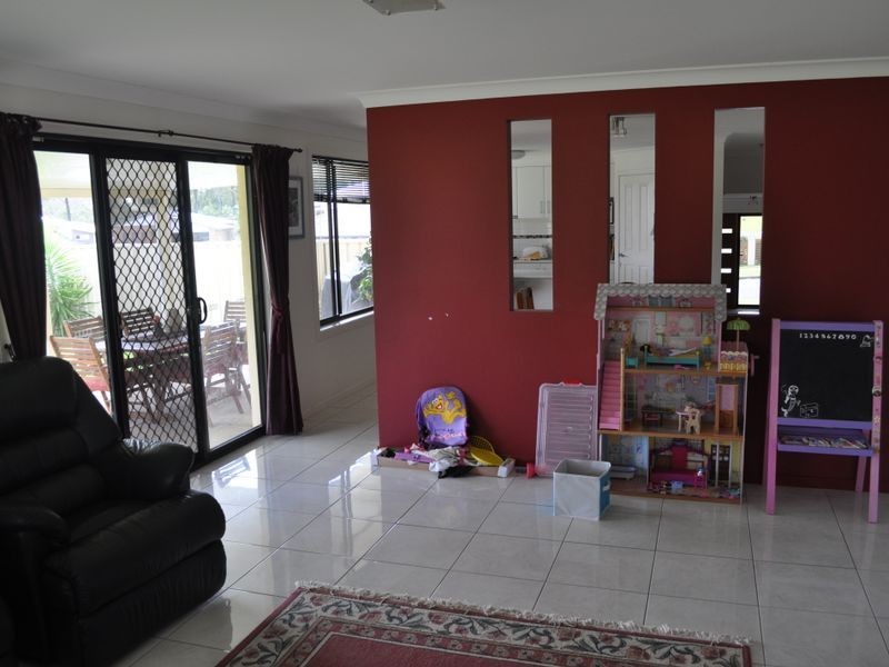 9 Mariner Drive, Safety Beach NSW 2456