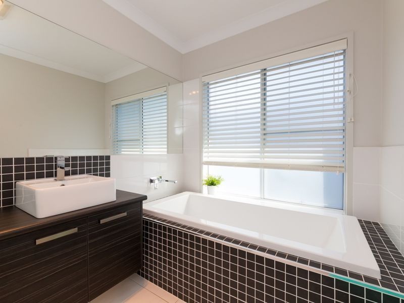 15 Carabeen Close, Woolgoolga NSW 2456