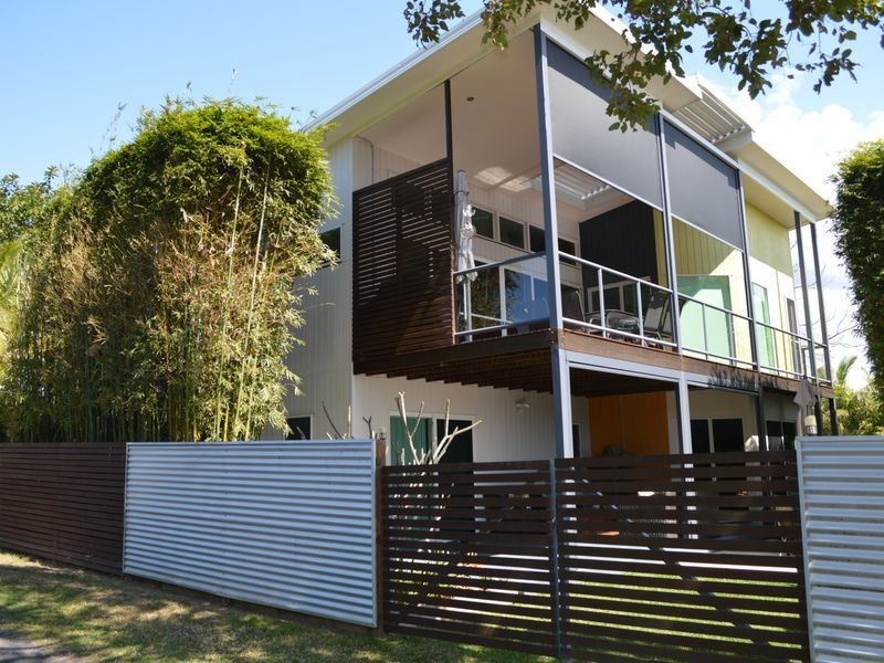 2/21 Fawcett Street, Woolgoolga NSW 2456