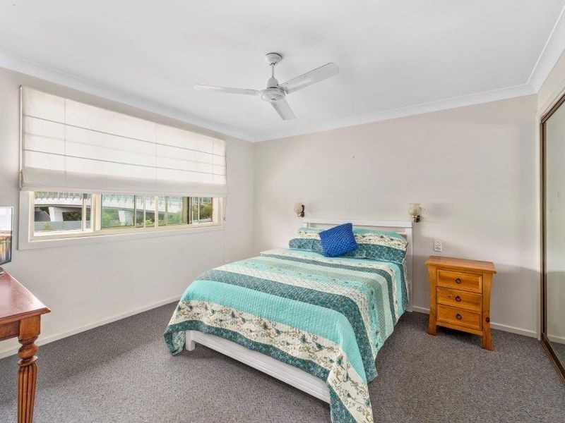 4 Headland Road, Sapphire Beach NSW 2450