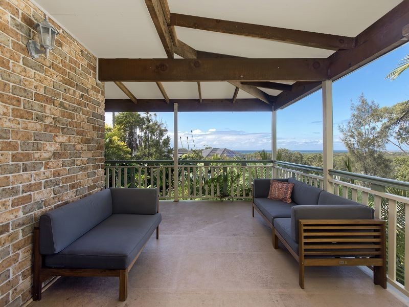 14 Houlahan Close, Woolgoolga NSW 2456