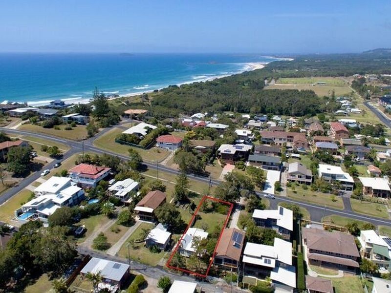 21 Ocean Street, Woolgoolga NSW 2456
