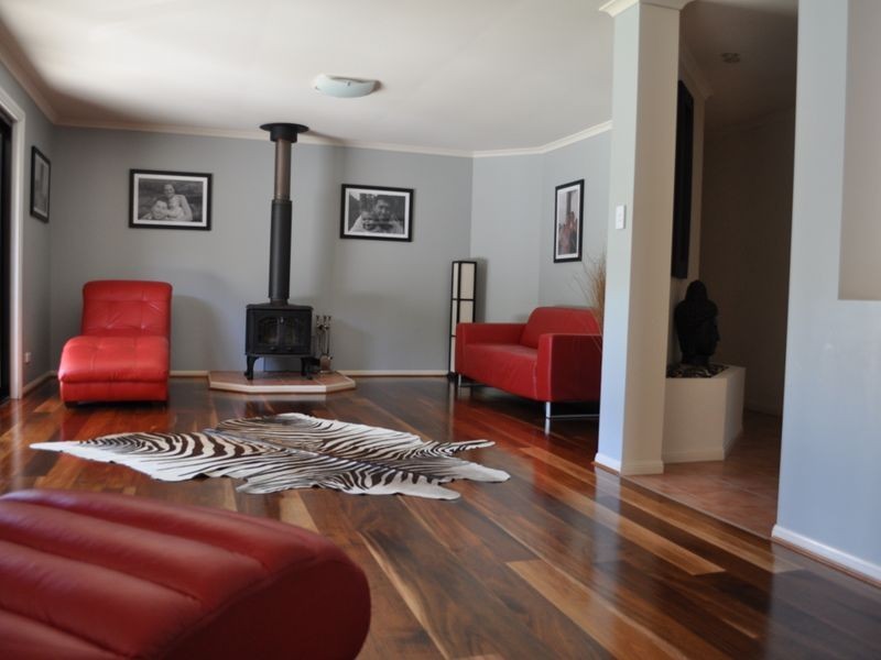 10 Topaz Drive, Emerald Beach NSW 2456