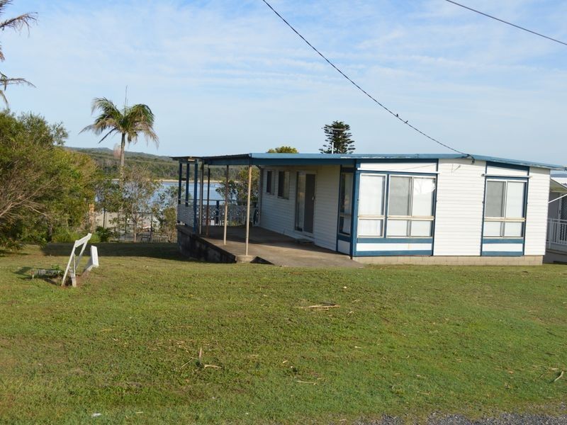 19 Third Avenue, Arrawarra Headland NSW 2456