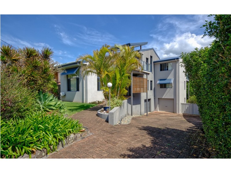 60 Dammerel Crescent, Emerald Beach NSW 2456