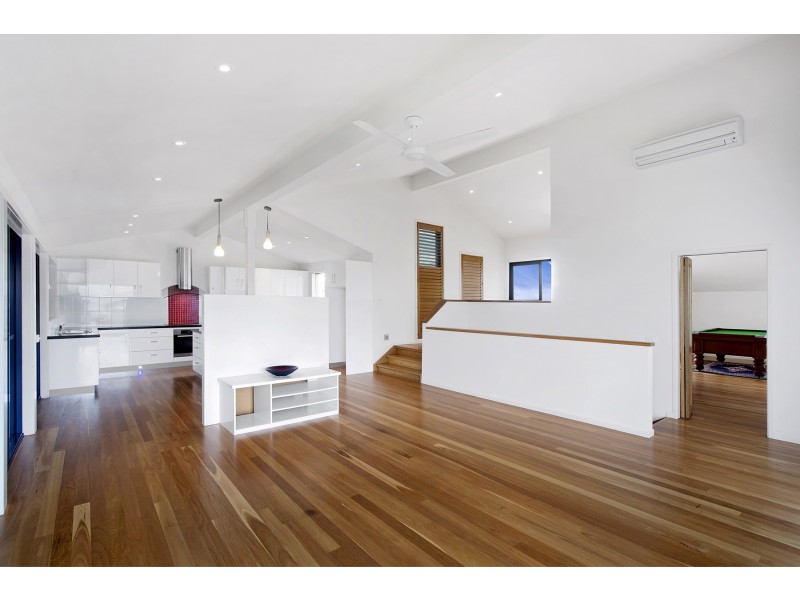 60 Dammerel Crescent, Emerald Beach NSW 2456