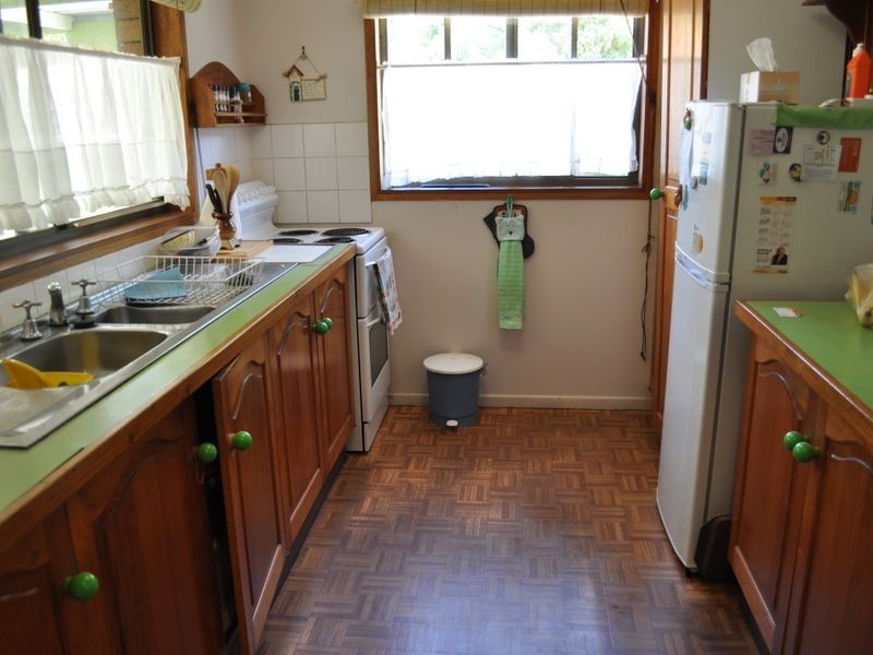 3 Taylor Close, Emerald Beach NSW 2456