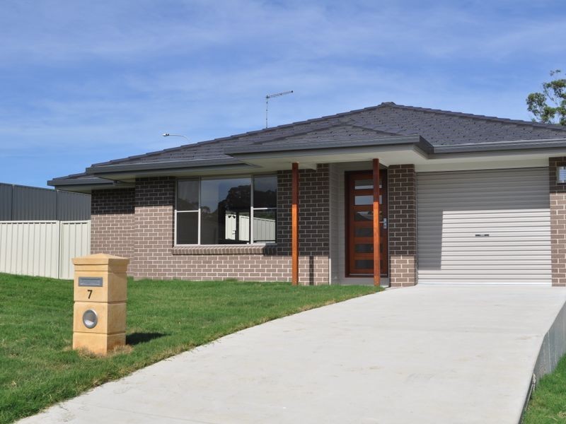 7 McIntosh Crescent, Woolgoolga NSW 2456