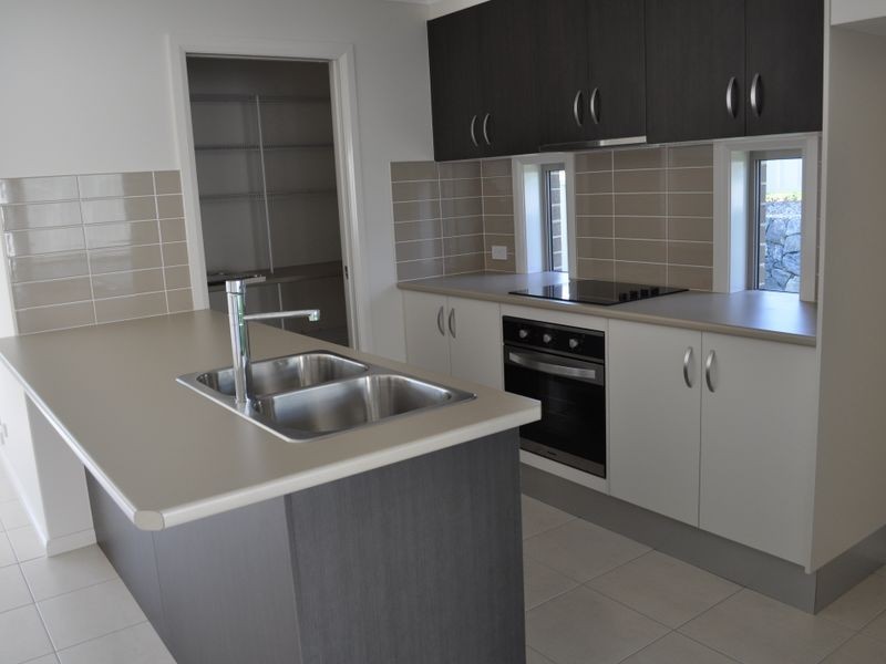 7 McIntosh Crescent, Woolgoolga NSW 2456